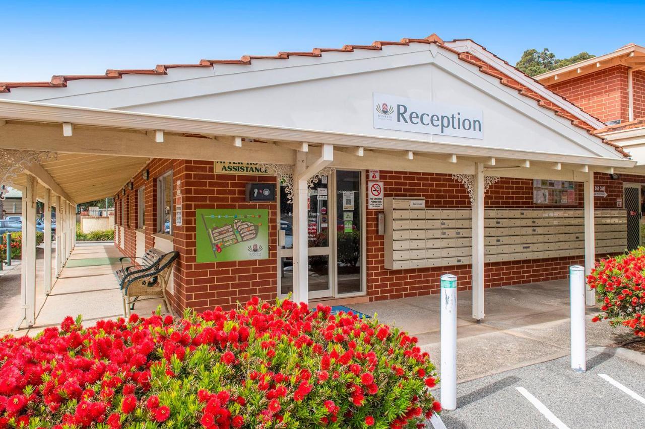 Banksia Tourist Park Hotel Perth Exterior photo