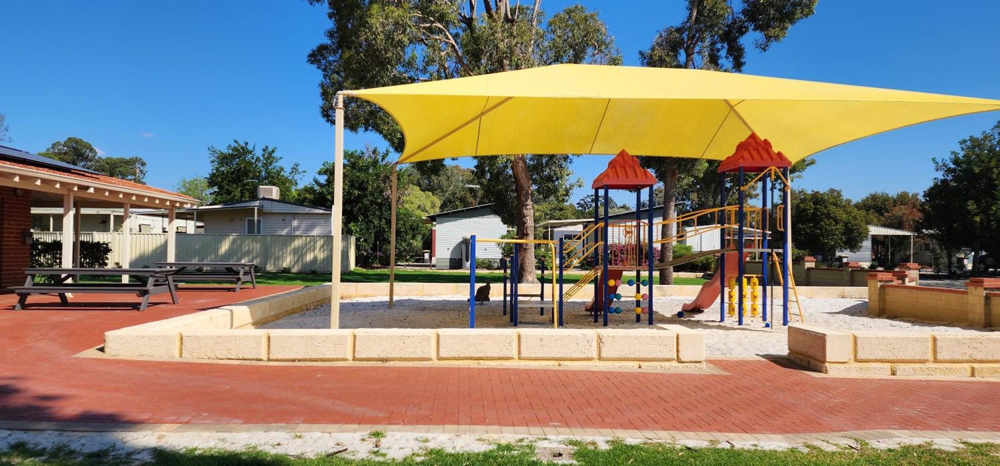Banksia Tourist Park Hotel Perth Exterior photo